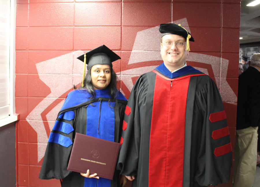 Dinusha and Dr. Fitzkee at Graduation 2018